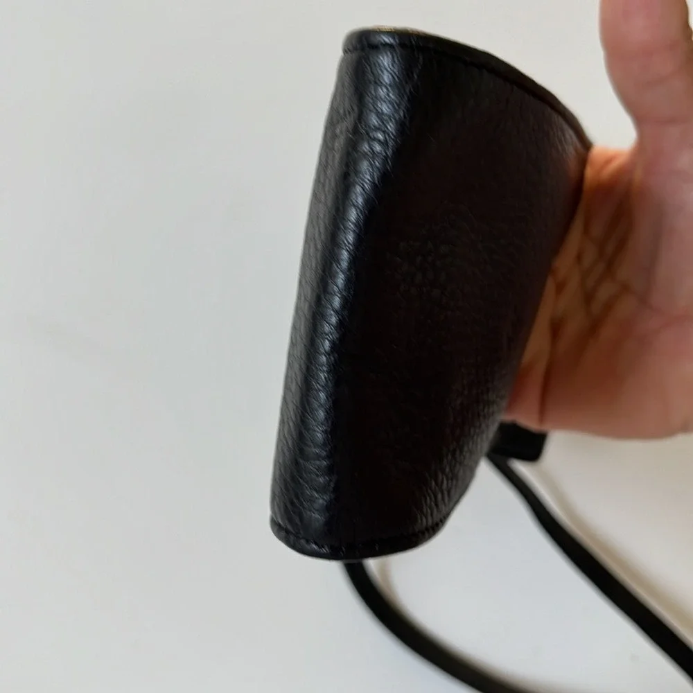 Kate Spade Phone Crossbody‎ Bag Womens Small Black Pebbled Leather Gold Logo